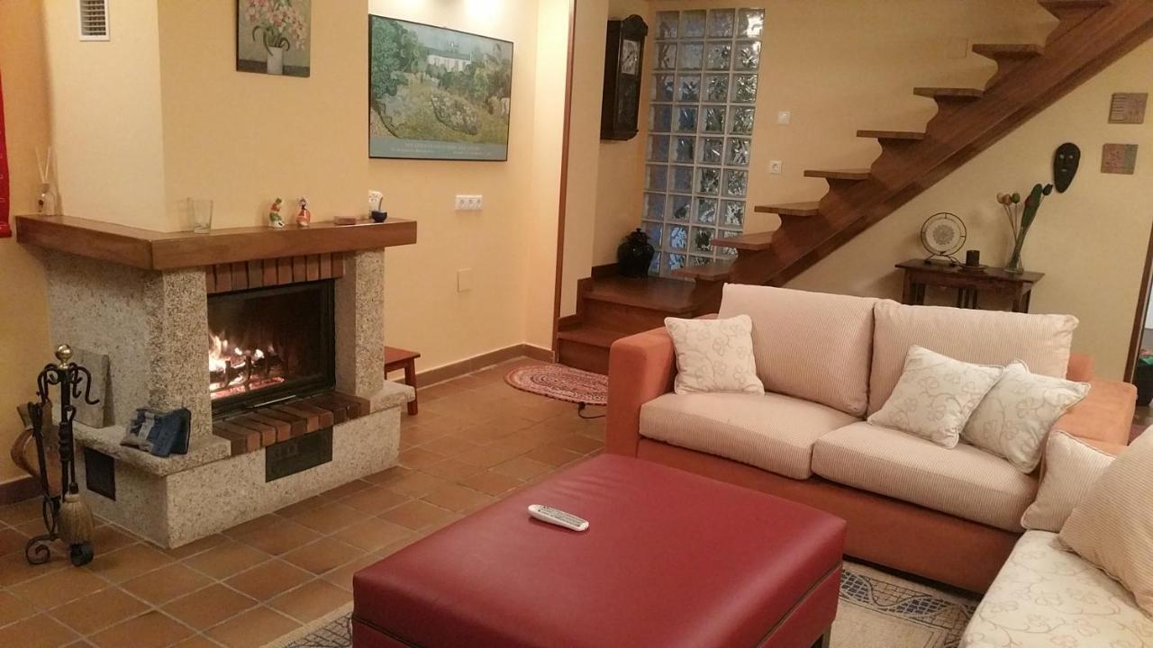 A Casa Do Buxo Villa Nogueira De Ramuin ภายนอก รูปภาพ